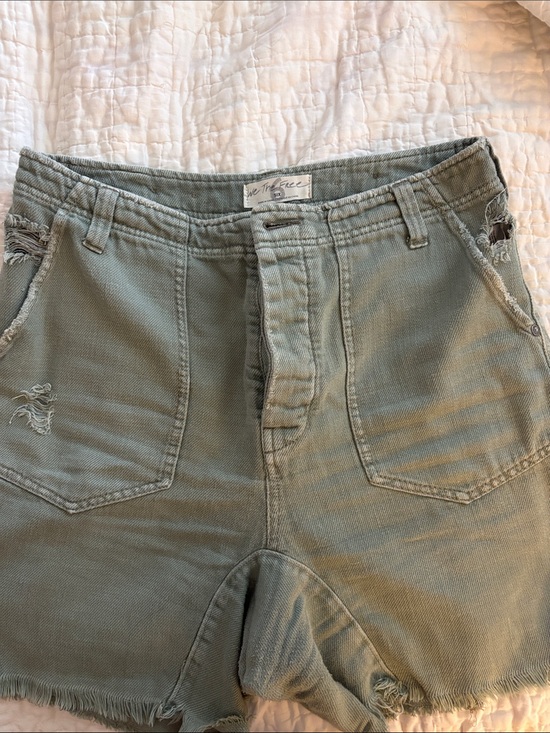We The Free Pants - Free People Distressed Army Fatigue styled Relaxed Shorts